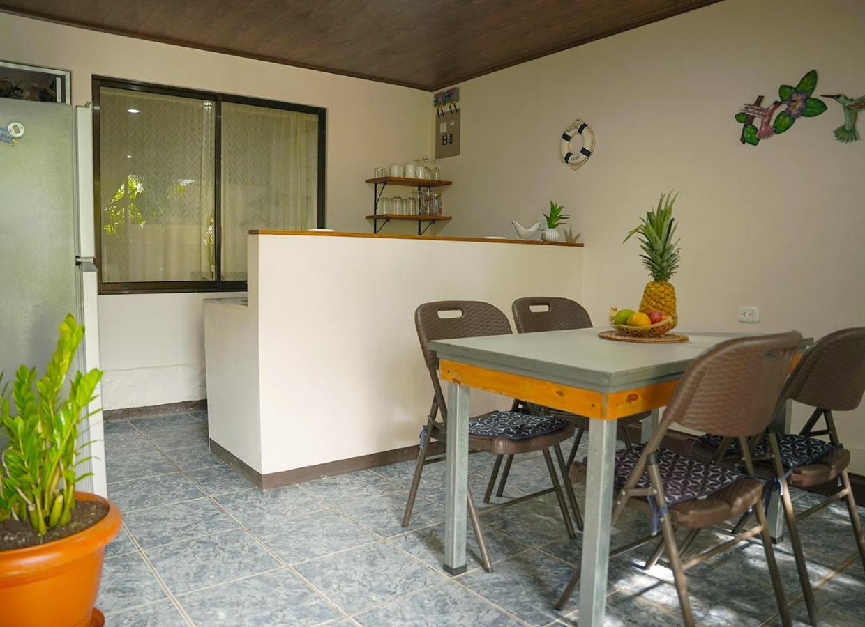 Playa Santa Teresa  Apartamentos Y Studios Brisas Del Mar Santa Teresa מראה חיצוני תמונה